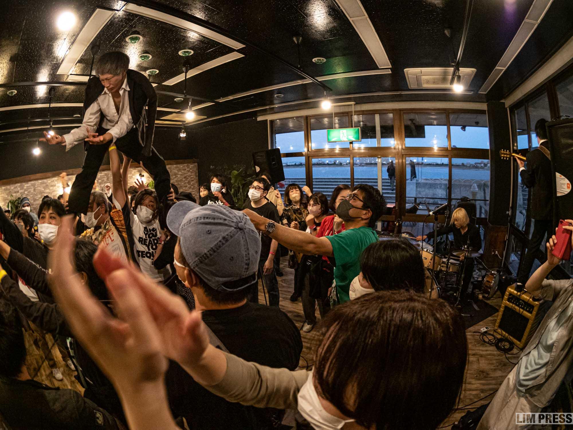 KING BROTHERS | 兵庫 カフェ・モンタージュ  | 2022.11.19