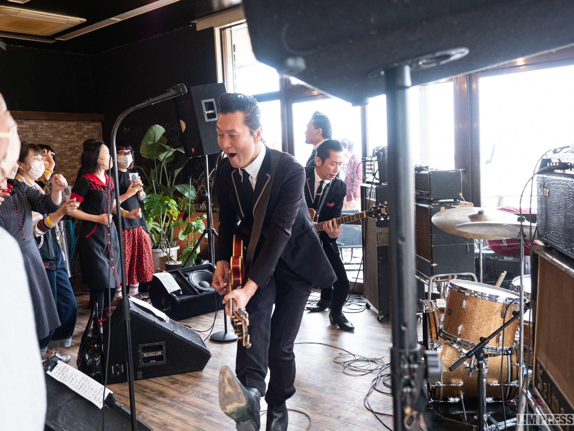 The NEATBEATS | 兵庫 カフェ・モンタージュ  | 2022.11.19